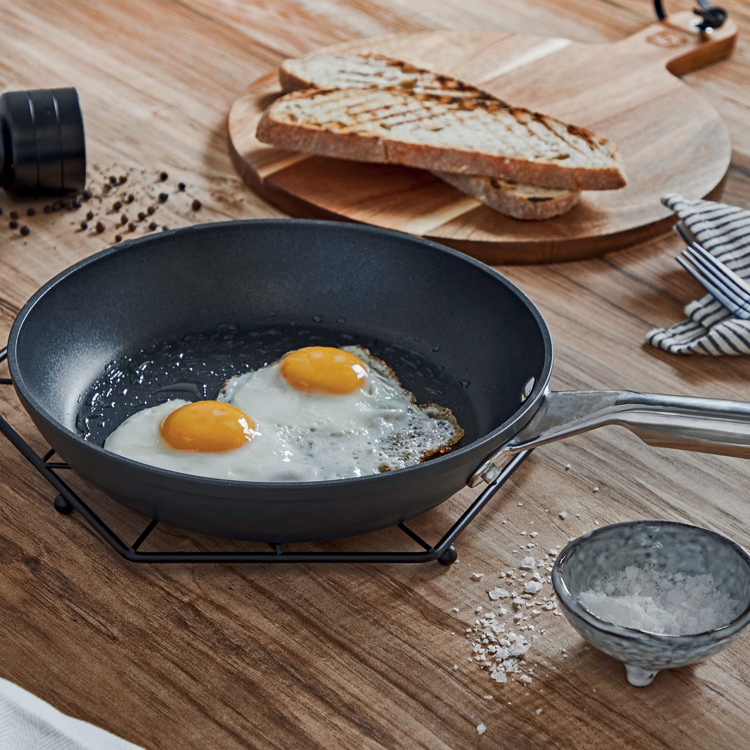 Tom Kitchin Aluminium 20cm Frying Pan